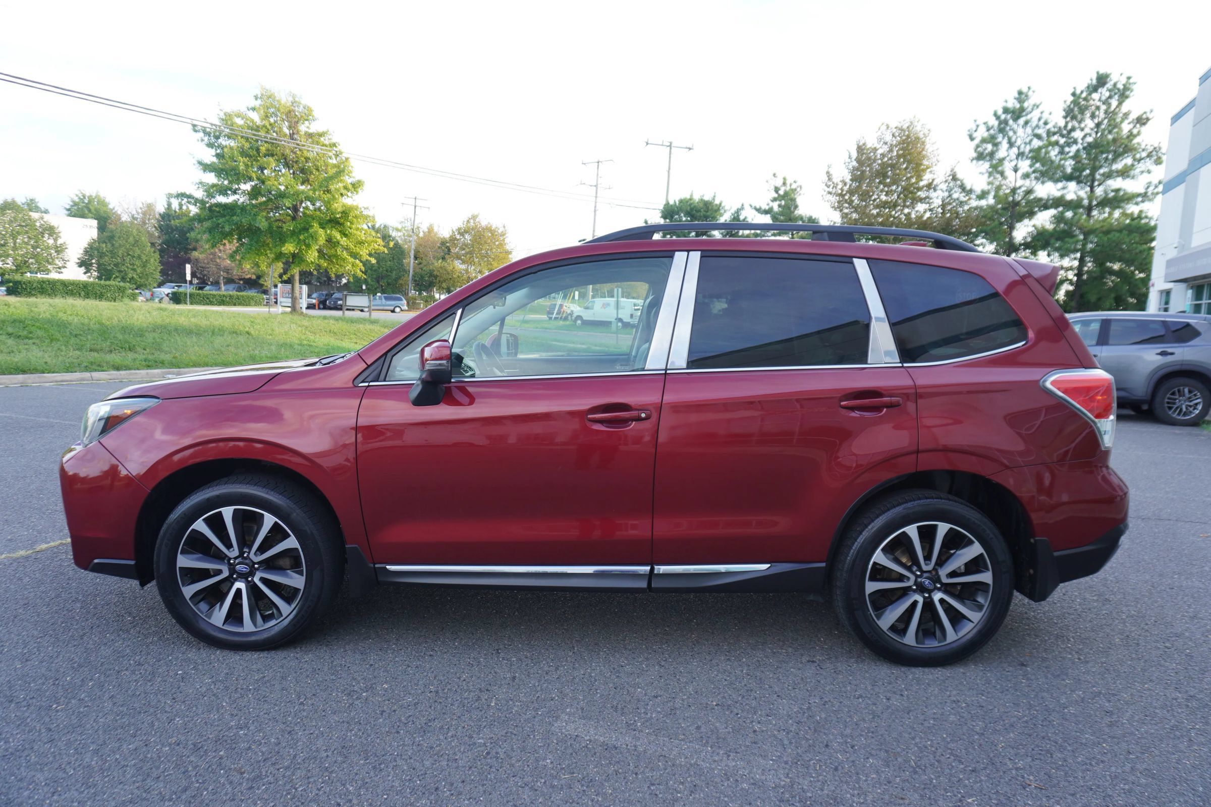 Used 2017 Subaru Forester 2.0XT Touring AWD/4WD image 4