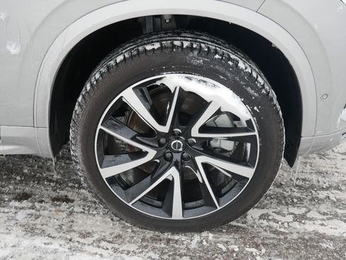 New 2025 Volvo XC90 T8 Ultra w/ Protection Package Premier image 4