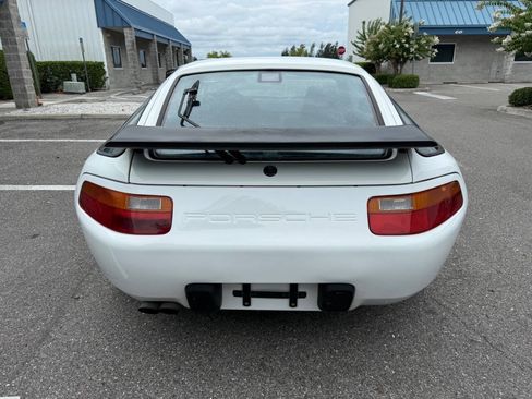 Used 1987 Porsche 928 S4 RWD image 5
