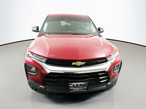 Used 2021 Chevrolet TrailBlazer LS image 2