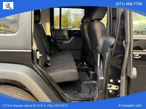 Used 2015 Jeep Wrangler Unlimited Sport w/ Power Convenience Group AWD/4WD image 16