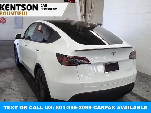 Used 2023 Tesla Model Y Performance AWD/4WD image 3