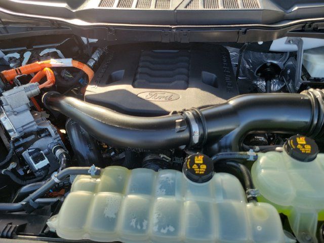 Certified 2022 Ford F150 XLT w/ Equipment Group 302A High AWD/4WD image 32