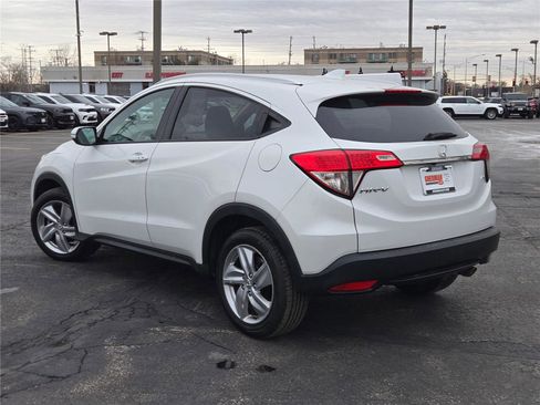Used 2019 Honda HR-V EX image 16