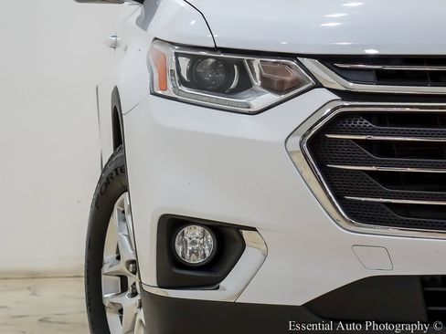 Used 2018 Chevrolet Traverse LT image 6