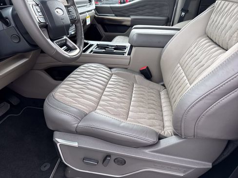 New 2026 Ford F350 Platinum w/ Platinum Plus Package AWD/4WD image 9