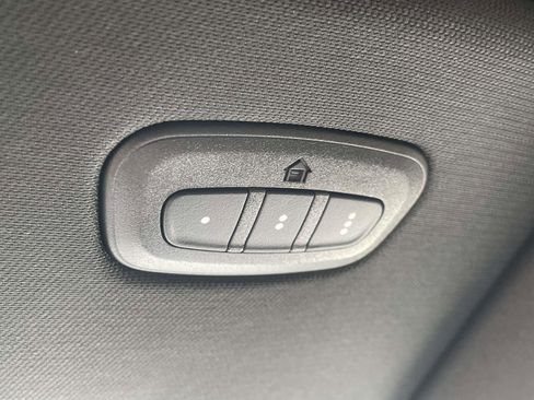 Used 2025 RAM 1500 Big Horn RWD image 25