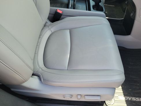 Certified 2023 Honda Odyssey EX-L image 19