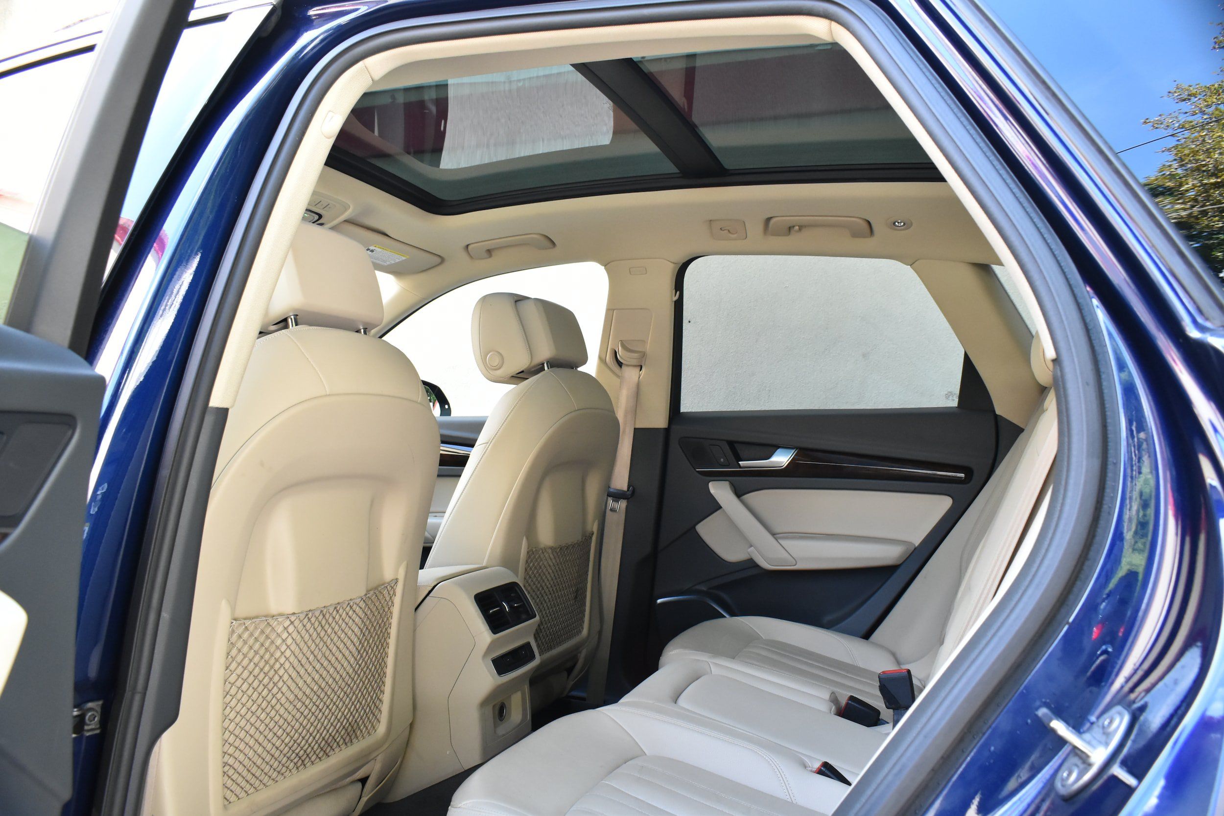 Used 2020 Audi Q5 2.0T Premium w/ Convenience Package AWD/4WD image 17