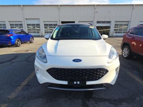 Used 2022 Ford Escape SEL w/ Technology Package image 2