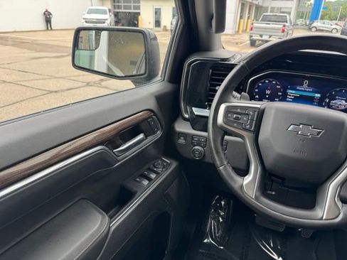 Certified 2024 Chevrolet Silverado 1500 RST w/ Convenience Package II AWD/4WD image 27
