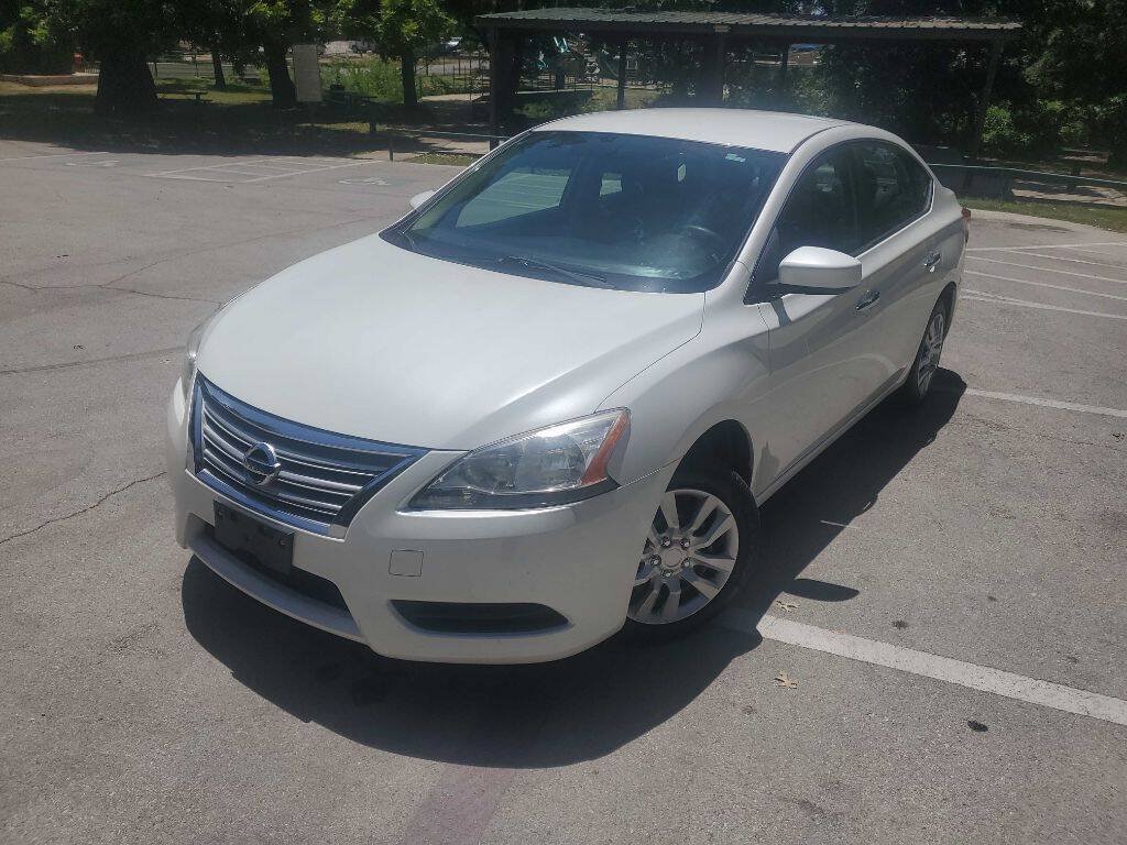 Used 2014 Nissan Sentra SV FWD image 2