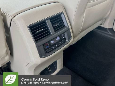 Used 2019 Volkswagen Atlas SE w/ Towing Package AWD/4WD image 24