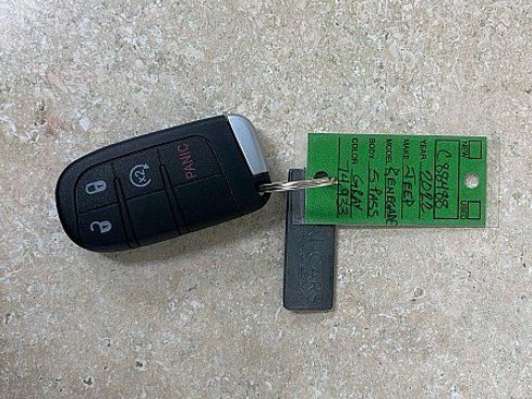 Used 2020 Jeep Renegade Latitude image 29