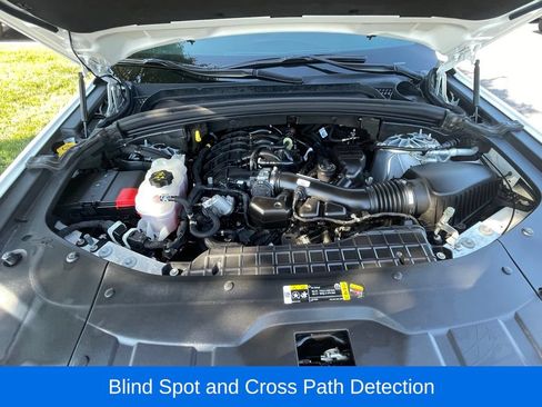 Certified 2024 Jeep Grand Cherokee Laredo X RWD image 10