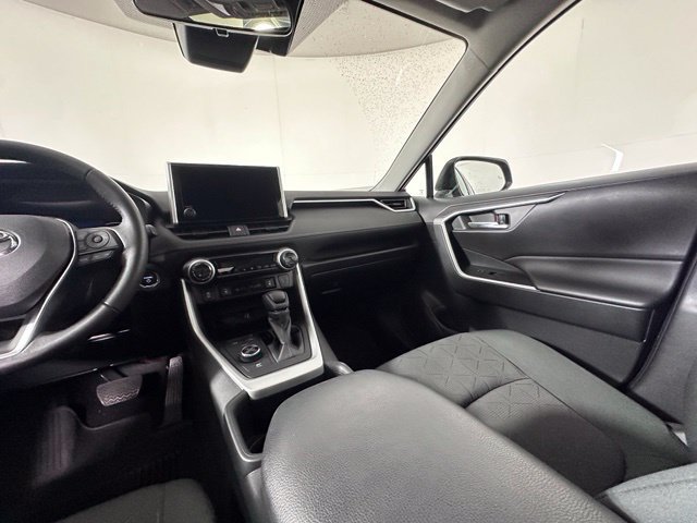 Used 2023 Toyota RAV4 XLE w/ Convenience Package AWD/4WD image 25