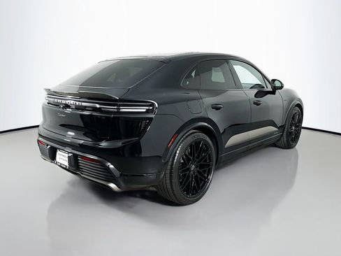 Used 2025 Porsche Macan Turbo Electric image 9