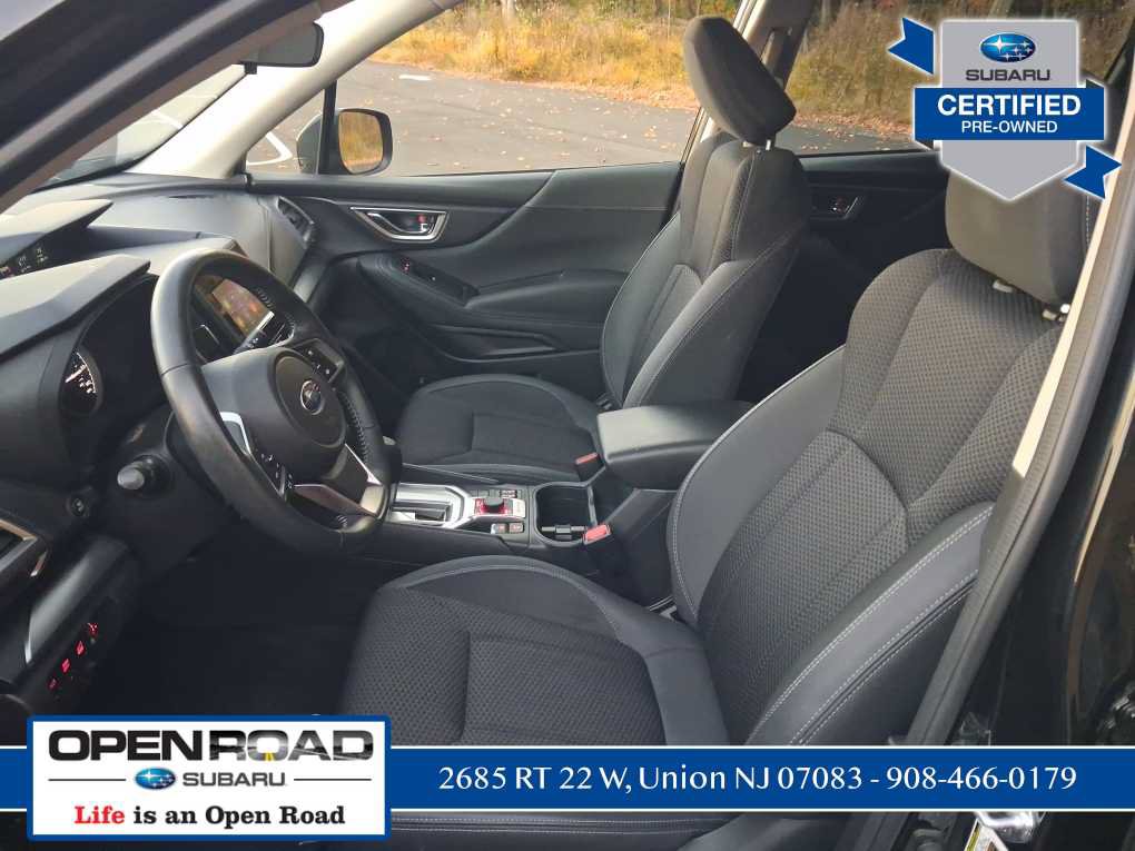 Used 2023 Subaru Forester Premium AWD/4WD image 24