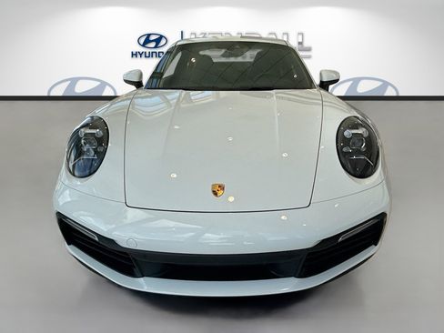 Used 2021 Porsche 911 Carrera RWD image 2