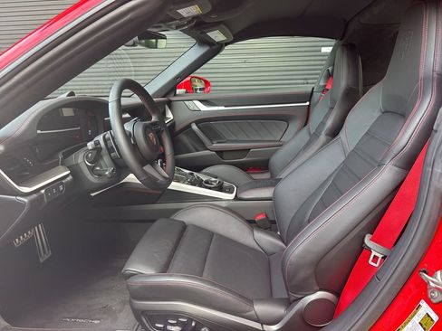 Certified 2026 Porsche 911 Targa 4S image 5