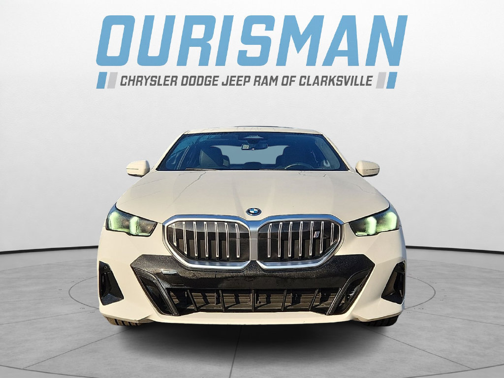 Used 2024 BMW i5 eDrive40i w/ M Sport Package RWD image 2