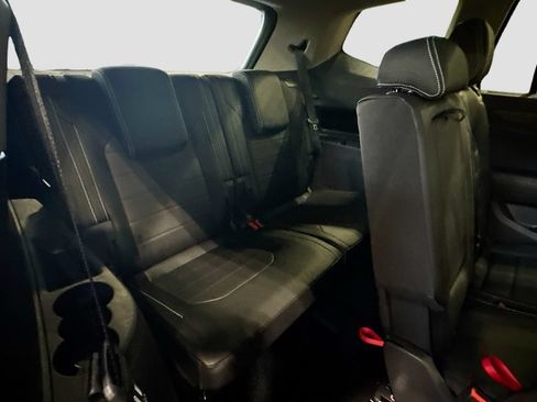 Certified 2025 Volkswagen Atlas SEL AWD/4WD image 30