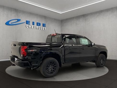 New 2026 Chevrolet Colorado W/T w/ WT Custom Package AWD/4WD image 8