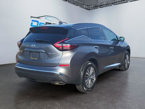 Used 2022 Nissan Murano SV image 3