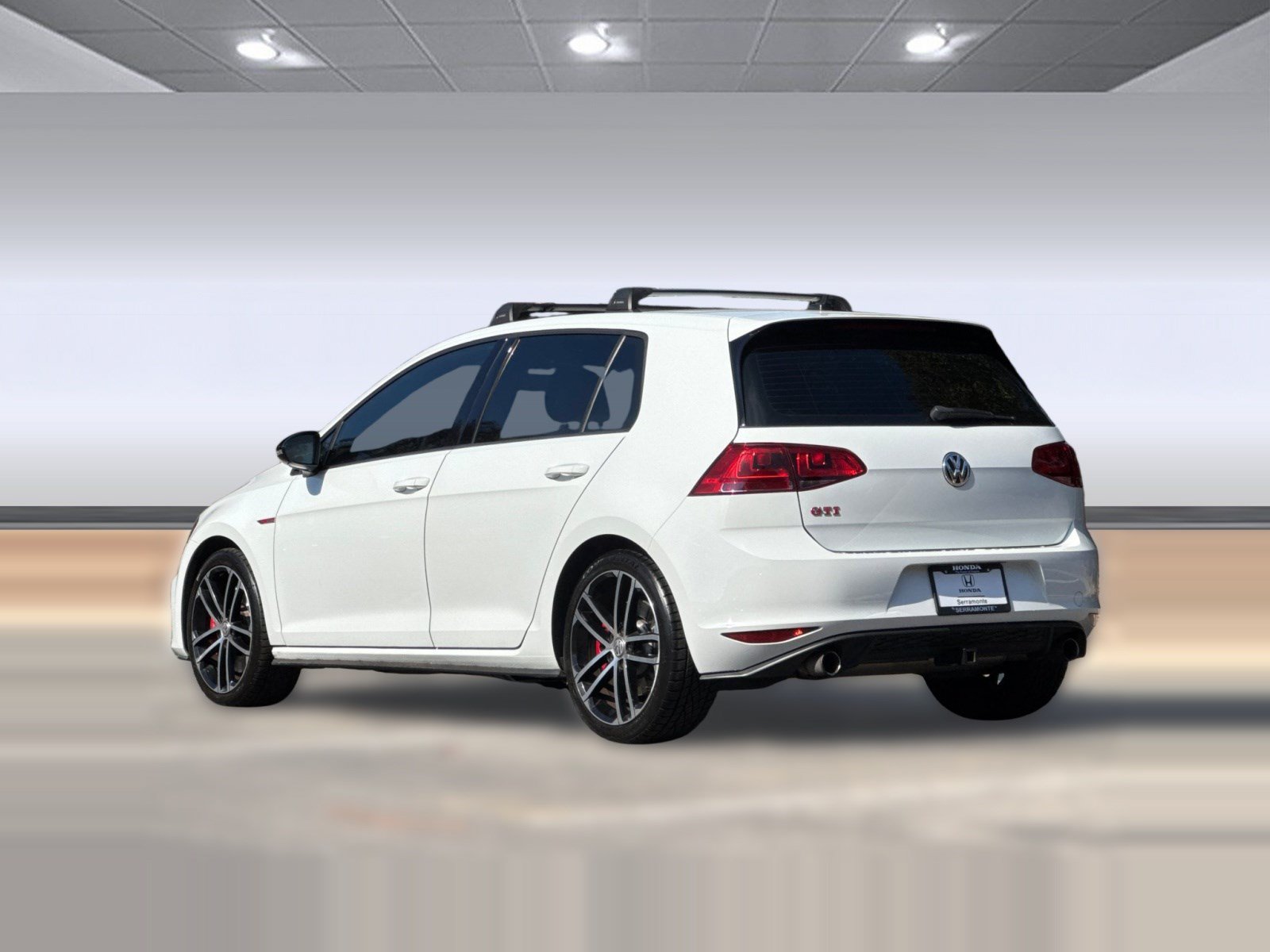 Used 2017 Volkswagen GTI Sport FWD image 3