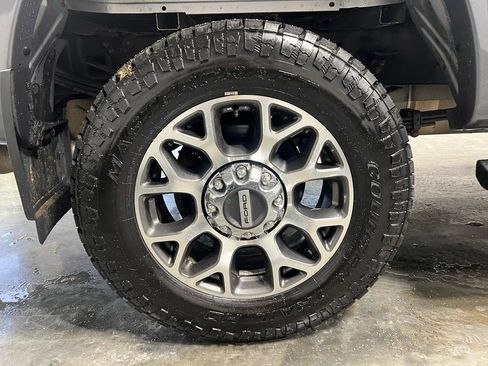 Used 2021 Ford F350 Lariat w/ Lariat Value Package image 9