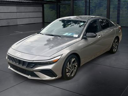 Used 2025 Hyundai Elantra Sport