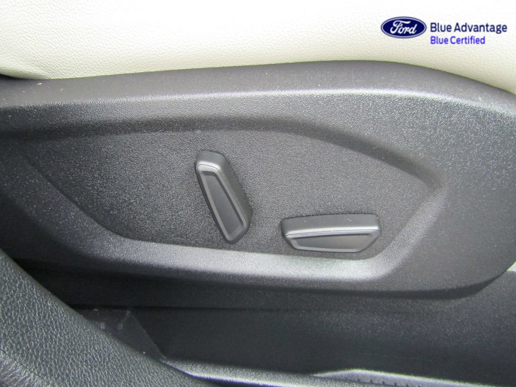Used 2024 Ford Edge Titanium w/ Equipment Group 301A AWD/4WD image 42