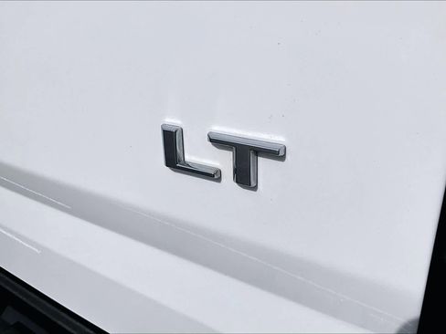 Used 2022 Chevrolet Colorado LT w/ Fleet Safety Package image 9