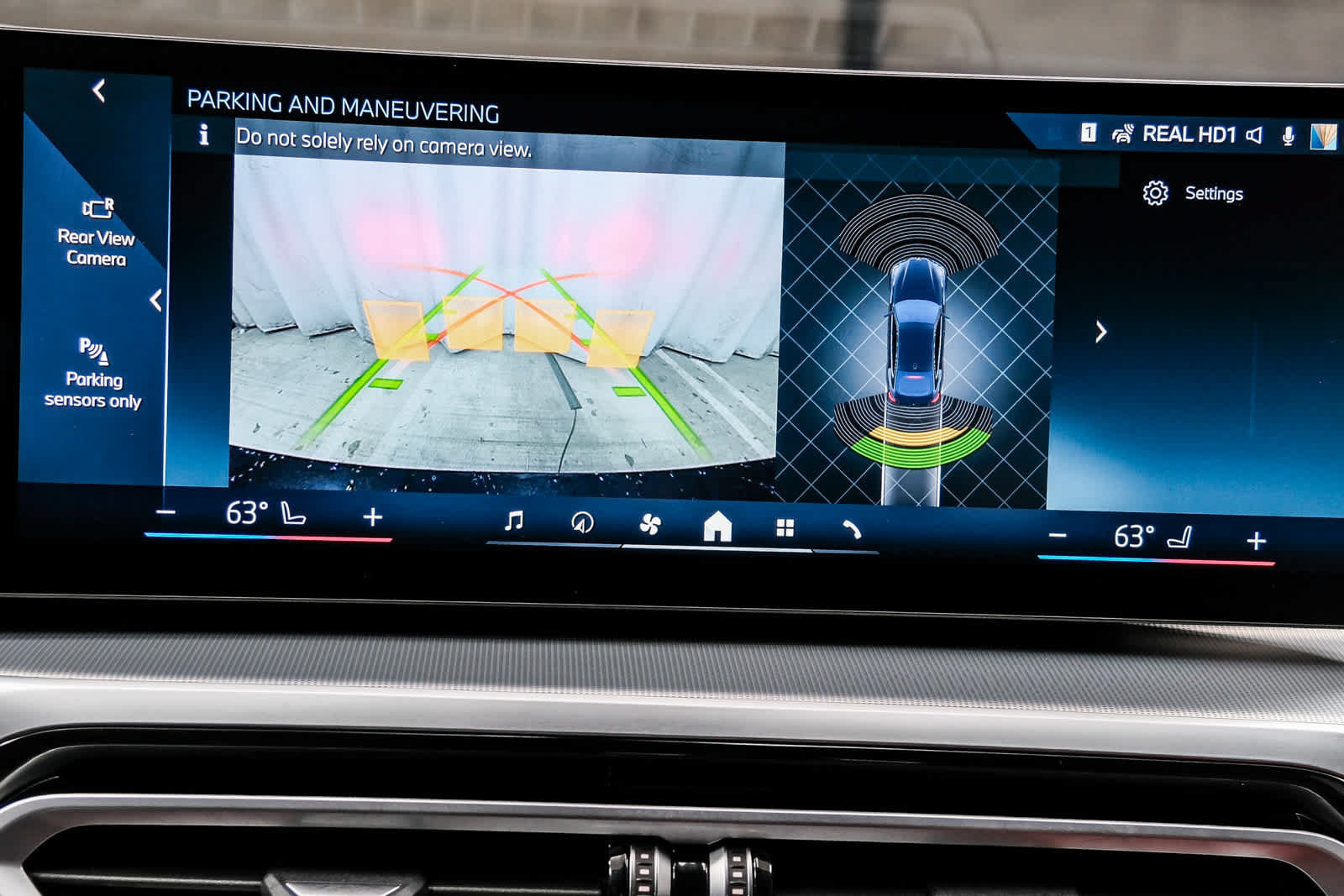 Used 2024 BMW i4 eDrive35 w/ Convenience Package RWD image 30
