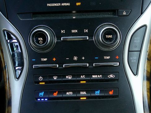 Used 2016 Lincoln MKX Reserve w/ Cargo Utility Package image 25