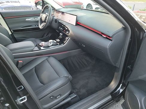 Used 2026 Genesis GV70 2.5T image 34