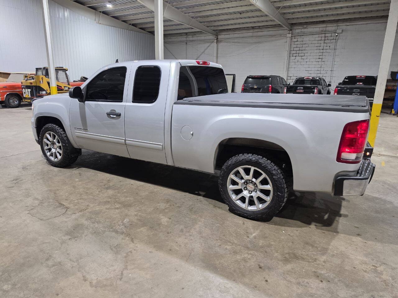 Used 2012 GMC Sierra 1500 SLE w/ Power Tech Package AWD/4WD image 8