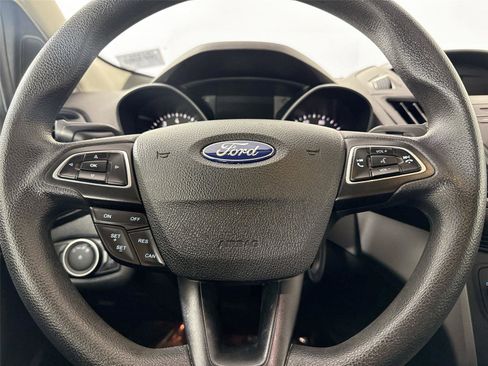 Used 2018 Ford Escape S image 15