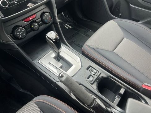 Used 2018 Subaru Crosstrek 2.0i Premium w/ Moonroof Package image 29