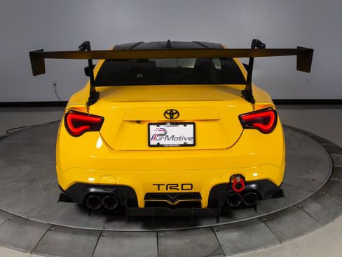 Used 2015 Scion FR-S Release Series 1.0 RWD image 7