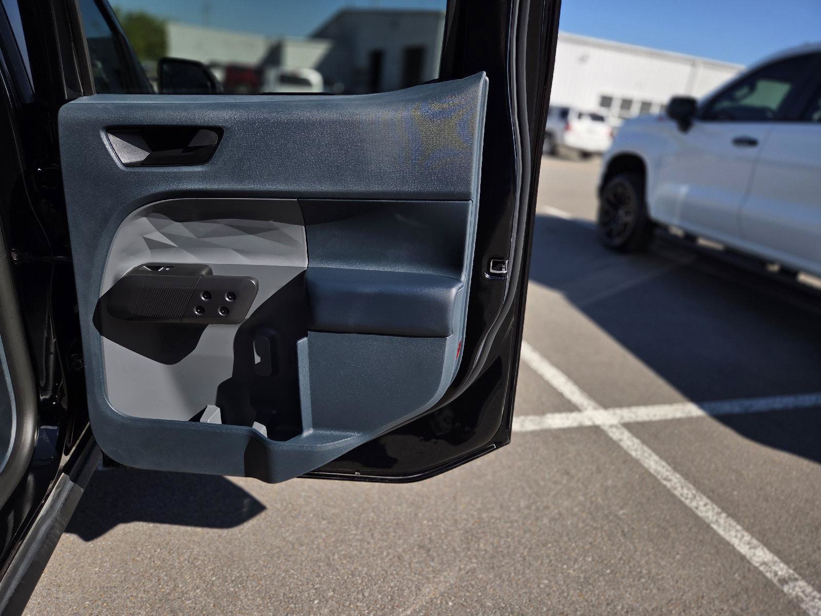Used 2023 Ford Maverick Lariat w/ Black Appearance Package FWD image 35