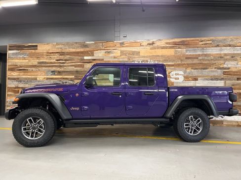 New 2026 Jeep Gladiator Mojave image 54