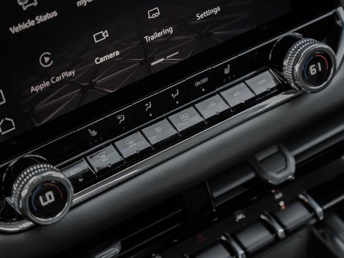 New 2026 GMC Canyon Elevation w/ Convenience Package image 30