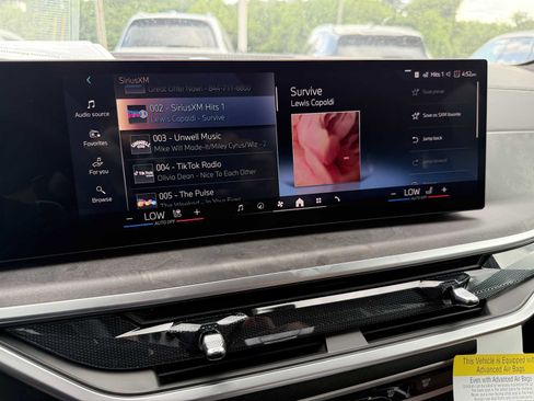 New 2026 BMW X7 xDrive40i w/ Executive Package image 15