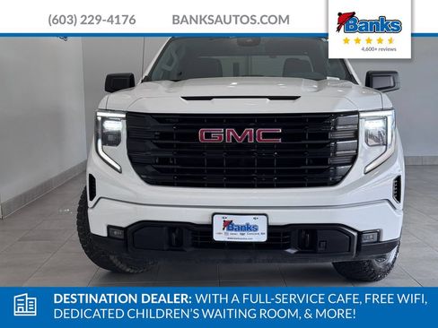 Used 2024 GMC Sierra 1500 Elevation AWD/4WD image 3