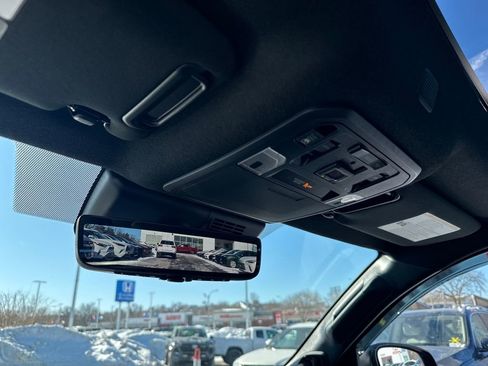 Used 2025 Toyota 4Runner Limited image 29