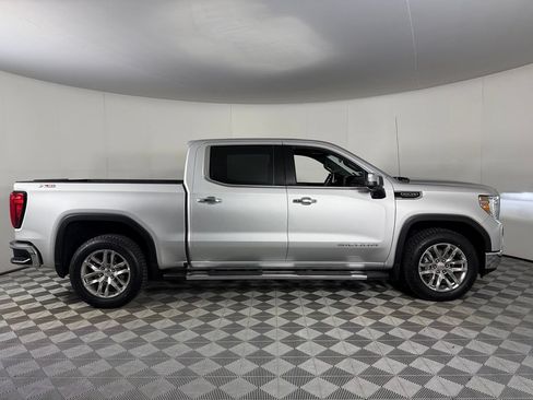 Used 2022 GMC Sierra 1500 SLT AWD/4WD image 4