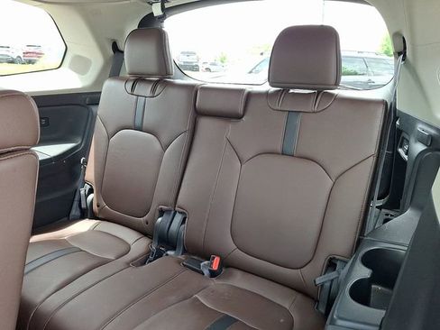 Used 2025 Honda Pilot Elite image 10