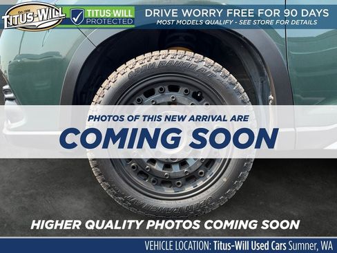 Used 2023 Subaru Forester Touring AWD/4WD image 5