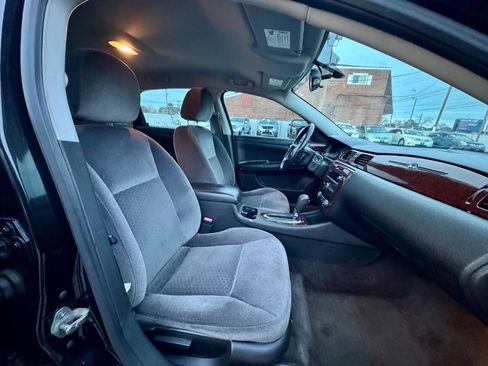 Used 2011 Chevrolet Impala LT image 13
